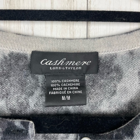 Lord and Taylor 100% cashmere gray snow leopard sweater medium - Picture 3 of 5